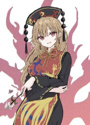  1girl black_dress black_hat blonde_hair commentary dalachi_(headdress) dress flower flower_request hat highres holding holding_flower junko_(touhou) kashiwada_kiiho long_hair long_sleeves neck_ribbon open_mouth red_eyes red_tabard ribbon signature solo tabard touhou untranslatable_commentary white_background wide_sleeves yellow_ribbon 