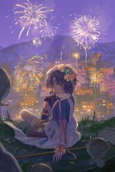  1girl black_hair black_shirt city_lights clothes_around_waist dark-skinned_female dark_skin fireworks flower from_side full_body ghost grass green_eyes hair_flower hair_ornament highres looking_at_viewer mop mountain night on_ground orange_flower outdoors purple_sky ramona_(reverse:1999) reverse:1999 scarf shirt short_hair short_sleeves sitting sky solo turning_head white_scarf xjsbca yellow_flower 