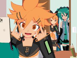  1boy 2girls \n/ absurdres apple_inc. aqua_eyes aqua_hair aqua_necktie black_bow blonde_hair bow cellphone hair_bow hair_ornament hairclip hatsune_miku highres indoors iphone kagamine_len kagamine_rin kio_(majin_kz) looking_at_another mikumikudance_(medium) multiple_girls necktie parallel_hairclips peeking pencil phone smartphone solo_focus twintails vocaloid yellow_eyes 