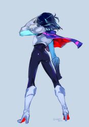 1other androgynous armor ass blue_hair blue_skin bodysuit boots cape colored_skin commentary_request deltarune from_behind gloves hand_on_own_head high_heel_boots high_heels highres kris_(dark_world)_(deltarune) kris_(deltarune) multicolored_cape other_focus pink_cape short_hair signature simple_background sleeveless sleeveless_bodysuit tou_ilie utdr_(toby_fox)