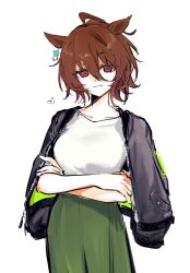  1girl :3 agnes_tachyon_(umamusume) ahoge alternate_costume animal_ears bilingual_commentary black_jacket chemical_structure chinese_commentary commentary_request cowboy_shot crossed_arms dot_nose earrings facing_viewer green_skirt hair_between_eyes head_tilt heart highres horse_ears horse_girl jacket jacket_on_shoulders jewelry leather leather_jacket looking_at_viewer medium_hair mixed-language_commentary multicolored_jacket red_eyes shirt simple_background single_earring skirt smile solo superduckvv two-tone_jacket umamusume white_background white_shirt 