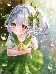  1girl alternate_costume blush bubble closed_mouth commentary_request genshin_impact green_eyes green_skirt hair_between_eyes hair_ornament han_(riyonosyumi) hands_up highres holding_own_hair leaf_hair_ornament long_hair looking_at_viewer nahida_(genshin_impact) pointy_ears rain ripples shirt side_ponytail skirt solo star-shaped_pupils star_(symbol) symbol-shaped_pupils wet wet_clothes white_hair white_shirt 