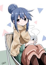  1girl blue_hair boots brown_boots brown_poncho commentary_request cowboy_shot cup feet_out_of_frame generalcanon green_background green_jacket hair_bun highres holding holding_cup jacket knees_up light_blush light_smile long_hair long_sleeves looking_at_viewer pink_eyes shima_rin sidelocks sideways_glance signature simple_background sitting solo steam steaming_cup triangle white_background yurucamp 