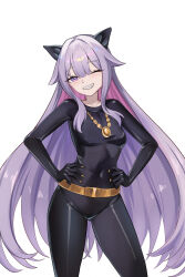  1girl absurdres alternate_costume animal_ears batman_(series) belt black_bodysuit bodysuit bondpaint cat_ears catwoman catwoman_(cosplay) cosplay cowboy_shot dc_comics grin hair_flaps hands_on_own_hips highres hololive hololive_english jewelry koseki_bijou long_hair necklace one_eye_closed purple_hair smile violet_eyes virtual_youtuber white_background 