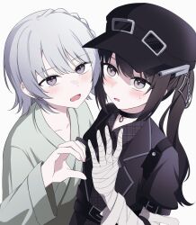  2girls arm_belt bandaged_arm bandaged_hand bandages belt black_bow black_choker black_coat black_dress black_hair black_hat black_ribbon bow braid choker coat collarbone collared_dress commentary_request dress goggles goggles_on_headwear green_dress grey_eyes hair_bow hair_ornament hat highres kukuku_(kuruta_39) kurobe_honoka kurobe_nanoka long_hair mahou_shoujo_no_majo_saiban multiple_girls neck_ribbon plaid_clothes plaid_dress ribbon short_hair siblings simple_background sisters spoilers twintails unmoving_pattern upper_body violet_eyes white_background white_hair 