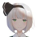  1girl black_hairband blunt_bangs closed_mouth commentary green_eyes grey_hair hairband highres konpaku_youmu looking_at_viewer portrait short_hair simple_background solo touhou umeko_81 white_background 