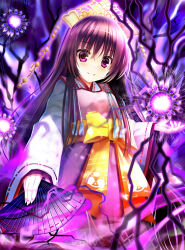  1girl :3 absurdres aura blush bow brown_hair casting_spell closed_mouth dark_aura eyes_visible_through_hair feet_out_of_frame fingernails folding_fan hair_between_eyes hair_ribbon hand_fan hand_up highres holding holding_fan japanese_clothes kimono lens_flare long_hair long_sleeves looking_at_viewer low-tied_long_hair magatama_print red_eyes ribbon ribbon-trimmed_sleeves ribbon_trim sash smile solo split_mouth standing straight_hair tenshinranman tiara unohana_no_sakuyahime very_long_hair white_kimono white_ribbon wide_sleeves xiexianglg yellow_bow yellow_sash 