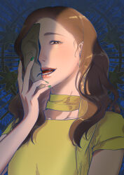  1girl blue_background brown_eyes brown_hair character_request commentary_request copyright_request floral_background green_nails green_shirt hand_up highres holding holding_mask korean_commentary let_ink long_hair looking_at_viewer mask open_mouth pink_lips shirt smile solo wavy_hair 