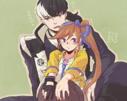  1boy 1girl ace_attorney athena_cykes black_boots black_hair black_pantyhose blue_eyes blue_hairband blue_necktie blue_ribbon boots brown_hair chanosuke collared_shirt earrings gloves green_background hair_ribbon hairband hands_on_own_legs hetero jacket jewelry long_hair multicolored_hair necklace necktie pants pantyhose partially_fingerless_gloves ponytail ribbon shirt side_ponytail simon_blackquill single_earring single_glove sitting sitting_on_lap sitting_on_person translation_request white_hair white_shirt yellow_jacket 