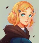  blonde_hair braid cape green_eyes grey_background hair_ornament hairpin koyorin looking_at_viewer multiple_hairpins pointy_ears princess_zelda short_hair simple_background smile the_legend_of_zelda the_legend_of_zelda:_breath_of_the_wild the_legend_of_zelda:_tears_of_the_kingdom upper_body 