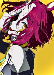  1girl animal_ears bare_shoulders black_jacket brown_hair commentary_request detached_sleeves hand_in_own_hair horse_ears horse_girl jacket long_sleeves looking_at_viewer multicolored_hair open_mouth shien_(kirirennko) shirt short_hair smile solo streaked_hair tanino_gimlet_(embodiment_of_keravnos)_(umamusume) tanino_gimlet_(umamusume) teeth umamusume upper_body white_hair yellow_background yellow_eyes yellow_shirt 