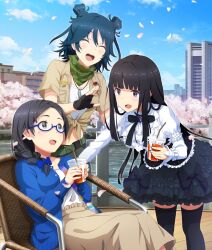  3girls :d ^_^ aqua_hair bandana belt bent_over black_bow black_bowtie black_gloves black_hair black_skirt black_thighhighs blue_jacket blue_sky blunt_bangs blunt_ends bow bowtie brooch brown_jacket brown_skirt building camouflage camouflage_bandana chair cherry_blossoms cherry_tree cityscape closed_eyes clouds cup day disposable_cup dog_tags dot_nose double-parted_bangs drink drinking_straw falling_petals feet_out_of_frame fingerless_gloves frilled_shirt frills game_cg gem gems_company gloves green_bandana green_belt green_pants hair_ornament hair_rings hand_up hase_mikoto hime_cut holding holding_cup holding_drink jacket jewelry long_hair long_sidelocks long_sleeves low_side_ponytail midriff mole mole_under_eye multiple_girls official_art on_chair open_mouth otowa_shizuku outdoors pants parted_bangs partially_open_jacket petals pink_petals purple_gem railing river shirono_yuzuki shirt short_hair short_sleeves sidelocks sitting skirt sky smile teeth thigh-highs third-party_source tied_jacket toji_no_miko toji_no_miko:_kizamishi_issen_no_tomoshibi upper_teeth_only violet_eyes virtual_youtuber white_shirt zettai_ryouiki 