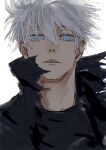  1boy black_shirt blue_eyes commentary_request gojou_satoru hair_between_eyes jujutsu_kaisen looking_at_viewer male_focus nori20170709 open_mouth shirt short_hair simple_background solo teeth torn_clothes twitter_username upper_teeth_only white_background white_hair 