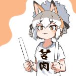  1girl animal_ears extra_ears fox_ears fox_girl grey_hair hat highres holding_glowstick island_fox_(kemono_friends) kemono_friends kemono_friends_v_project long_hair looking_at_viewer mcgunngu multicolored_hair orange_hair ribbon shirt simple_background solo t-shirt two-tone_hair virtual_youtuber yellow_eyes 