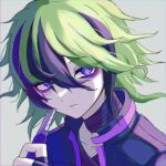  1boy black_hair boxcutter donburi_(minami_don) eye_piercing green_hair grey_background hair_between_eyes highres holding_boxcutter jacket looking_at_viewer male_focus master_detective_archives:_rain_code multicolored_hair parted_lips purple_eyeliner purple_jacket short_hair simple_background solo streaked_hair symbol_in_eye twilight_vivia upper_body violet_eyes 