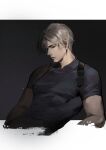  1boy absurdres black_shirt blue_eyes brown_hair highres ichisaku leon_s._kennedy male_focus muscular muscular_male resident_evil resident_evil_4 resident_evil_4_(remake) shirt solo t-shirt 