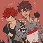  2boys amagi_hiiro black_gloves blue_eyes brown_hair checkered_clothes chinese_commentary clenched_hands commentary_request earrings ensemble_stars! fingerless_gloves gloves hair_between_eyes hand_up jewelry long_sleeves male_focus morisawa_chiaki motor_show_(ensemble_stars!) multiple_boys naihowda open_mouth red_background red_eyes redhead short_hair simple_background teeth upper_body upper_teeth_only 