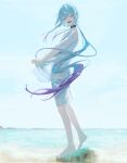  1boy alternate_costume arknights bare_legs barefoot beach blue_hair blue_sky commentary gradient_hair highres infection_monitor_(arknights) light_blue_hair long_hair looking_at_viewer male_focus mizuki_(arknights) multicolored_hair nate71762013 ocean open_mouth outdoors ponytail purple_hair rock shirt short_sleeves shorts sky smile solo very_long_hair wet wet_clothes white_shirt white_shorts 