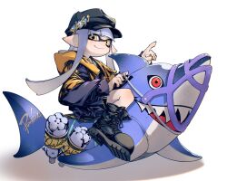  1girl black_boots black_hat black_shorts blunt_bangs boots closed_mouth commentary full_body hat highres hood hood_down hooded_jacket inflatable_shark inflatable_toy inkling inkling_girl inkling_player_character jacket long_hair long_sleeves looking_at_viewer mhxbump newsboy_cap plastic_bottle pointing pointy_ears purple_hair purple_jacket reefslider_(splatoon) riding shorts smile solo splatoon_(series) splatoon_3 symbol-only_commentary tentacle_hair white_background yellow_eyes 