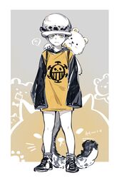  ? animal_ears bags_under_eyes bear bepo child frown grey_background highres hood hoodie jyukawa leopard_boy leopard_ears leopard_tail male_focus one_piece oversized_clothes oversized_shirt polar_bear shirt shoes simple_background sleeves_past_fingers sleeves_past_wrists snow_leopard solo standing tail trafalgar_law yellow_eyes 