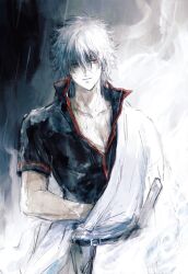  1boy belt black_belt black_shirt closed_mouth collarbone gintama hadanugi_dousa hair_between_eyes high_collar highres japanese_clothes kimono long_sleeves looking_at_viewer lushu_kuye male_focus messy_hair rain red_eyes ribbon-trimmed_sleeves ribbon_trim sakata_gintoki shirt short_sleeves smile solo sword weapon wet wet_hair white_hair white_kimono wooden_sword 