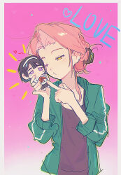  2girls aibeike alien_stage black_hair black_shirt black_skirt chinese_commentary claw_hair_clip commentary_request english_text green_jacket hair_bun hair_ornament hairband hairclip heart highres holding_chibi jacket mizi_(alien_stage) multiple_girls official_alternate_costume one_eye_closed pink_background pink_hair puckered_lips shirt skirt sua_(alien_stage) tears white_hairband white_shirt yuri 