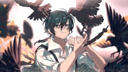  1boy bird black_eyes black_hair closed_mouth coat collared_shirt crow crow's_eye_view_(e.g.o) feathers grey_background highres kiscript limbus_company looking_at_viewer male_focus project_moon shirt short_hair simple_background solo striped_coat suspenders upper_body white_coat white_shirt yi_sang_(project_moon) 