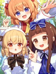  3girls :d artist_name ascot black_ribbon blonde_hair blue_bow blunt_bangs blush bow bowtie brown_bow brown_bowtie brown_eyes brown_hair collared_dress commentary_request day dress drill_hair fang hair_bow hand_up hat highres index_finger_raised long_hair long_sleeves looking_at_viewer luna_child multiple_girls neck_ribbon nene_man open_mouth orange_hair outdoors outstretched_arm red_bow red_eyes red_vest ribbon shirt short_hair smile star_sapphire sunny_milk touhou twitter_username two_side_up upper_body vest violet_eyes white_dress white_hat white_shirt yellow_ascot 