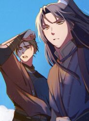  2boys brown_hair chinese_clothes closed_mouth collared_robe feng_xin hair_bun hanfu high_ponytail layered_clothes long_hair long_sleeves male_focus mu_qing_(tianguan_cifu) multiple_boys open_mouth ponytail single_hair_bun tianguan_cifu two-tone_hanfu xiao_guan_(headdress) yosga27 