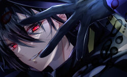  1boy absurdres black_gloves black_hair cid_kagenou close-up gloves highres kage_no_jitsuryokusha_ni_naritakute! looking_at_viewer male_focus open_mouth portrait red_eyes rui_chaba smirk solo 