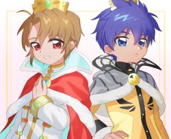  2boys antenna_hair arm_at_side black_coat blonde_hair blue_eyes blue_hair bright_(futagohime) buttons capelet cloak closed_mouth coat commentary crest crown fingernails fur-trimmed_capelet fur-trimmed_cloak fur-trimmed_crown fur-trimmed_sleeves fur_trim fushigiboshi_no_futago_hime gem gold_crown gold_trim green_gemstone grey_capelet hair_between_eyes hand_on_own_chest hand_on_own_hip highres jeweled_crown jewelry long_sleeves looking_at_viewer male_focus multicolored_coat multiple_boys necklace prince red_cloak serious shade_(futagohime) short_hair side-by-side simple_background sleeve_cuffs smile spiky_hair turtleneck_coat two-tone_coat upper_body white_background white_coat yellow_coat yuzutaroman 