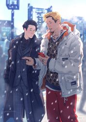  2boys absurdres akutsu_daimu animal_print black_hair blonde_hair cellphone city coat collared_shirt commentary earrings english_commentary facial_hair goatee highres holding holding_phone jacket jewelry leopard_print long_coat looking_at_phone lost_judgment male_focus multicolored_hair multiple_boys multiple_rings phone plaid_suit pointing ring shirt smartphone snowing souma_kazuki suit swept_bangs teppn_(gattobamboom) two-tone_hair white_coat winter winter_clothes winter_coat 