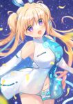  1girl :d bare_shoulders blonde_hair blue_background blue_dress blue_ribbon blush breasts commentary detached_sleeves dress eyelashes eyes_visible_through_hair floating_hair hair_between_eyes hair_ribbon happy highres large_breasts light_particles long_hair looking_at_viewer lunar-q lunaria_-virtualized_moonchild- navel open_mouth ribbon short_dress signature simple_background smile solo twintails two-tone_dress ura_(ura-tennislove) very_long_hair violet_eyes white_dress 