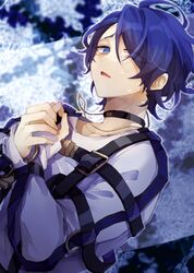  1boy ahoge black_choker black_garter_straps blue_background blue_eyes blue_hair choker crying crying_with_eyes_open garter_straps gold_necklace hair_over_one_eye highres jewelry kao_ru05 long_sleeves male_focus milgram multicolored_background necklace one_eye_covered open_mouth sakurai_haruka_(milgram) shirt solo straitjacket tears white_background white_shirt 