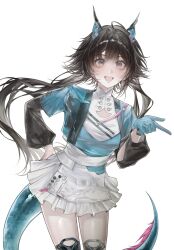  0ishur 1girl aqua_gloves arknights arknights:_endfield black_hair chen_qianyu_(arknights) commentary cowboy_shot dragon_horns dragon_tail gloves grey_eyes hand_on_own_hip highres horns knee_guards leaning_to_the_side long_hair looking_at_viewer miniskirt open_mouth simple_background single_glove skirt solo tail teeth upper_teeth_only very_long_hair white_background white_skirt 
