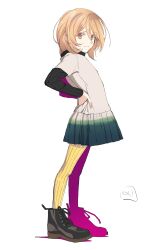  1girl black_boots black_sweater blonde_hair boots brown_eyes closed_mouth commentary_request from_side full_body green_skirt hands_on_own_hips highres ishino_mikoto looking_at_viewer looking_to_the_side medium_hair nori_(norimakigumo) pleated_skirt ribbed_sweater ribbed_thighhighs shirt signature simple_background skirt smile solo standing sweater sweater_under_shirt thigh-highs tomica_hyper_rescue_drive_head:_kidou_kyuukyuu_keisatsu white_background white_shirt yellow_thighhighs 