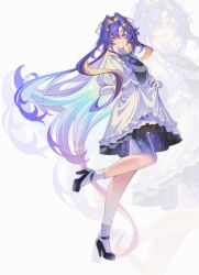  1girl acsuck ankle_socks black_hairband black_shoes blonde_hair blue_eyes blue_hair colored_inner_hair dress floating_hair full_body gloves gradient_hair grin hair_intakes hair_ornament hairband high_heels highres juliet_sleeves leg_up long_hair long_sleeves looking_at_viewer multicolored_hair puffy_sleeves reverse:1999 shoes skirt_hold smile socks solo standing standing_on_one_leg star_(symbol) star_hair_ornament starry_skin very_long_hair voyager_(reverse:1999) white_background white_dress white_gloves white_socks zoom_layer 