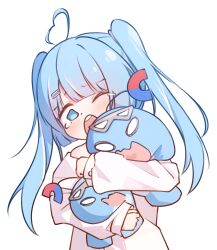  1girl absurdres ahoge arahashi_tabi blue_eyes blue_hair blush commentary_request creature electromocha hair_ornament hairclip heart heart_ahoge highres holding holding_creature korean_commentary long_hair long_sleeves multicolored_hair one_eye_closed open_mouth parallel_hairclips pungdangi_(arahashi_tabi) shirt simple_background solo stellive streaked_hair twintails upper_body virtual_youtuber wavy_eyes white_background white_shirt 
