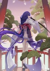 1girl arm_up back_bow blunt_bangs blurry bow closed_mouth commentary dawn depth_of_field from_behind full_body genshin_impact gradient_sky highres holding holding_sword holding_weapon il24185 japanese_clothes katana kimono long_hair long_sleeves looking_at_viewer looking_to_the_side low-tied_long_hair makoto_(genshin_impact) outdoors purple_kimono sky solo standing sword thighs tree violet_eyes weapon 
