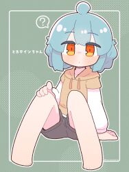  1girl ? barefoot black_shorts blue_hair blush closed_mouth commentary_request dot_nose double-parted_bangs drawstring full_body highres hood hood_down hoodie layered_sleeves long_sleeves looking_at_viewer orange_eyes original outline short_hair short_over_long_sleeves short_sleeves shorts sitting solo spoken_question_mark torotein translation_request twitter_username white_outline yellow_hoodie 