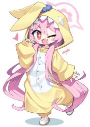  1girl blue_archive commentary fang full_body halo highres koyuki_(blue_archive) koyuki_(pajamas)_(blue_archive) long_hair nanatsuta official_alternate_costume one_eye_closed pink_hair pink_halo simple_background skin_fang solo untranslatable_commentary v white_background 