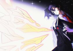  2boys absurdres back-to-back black_coat black_eyes black_hair black_vest chinese_commentary closed_mouth coat coat_on_shoulders collared_shirt commentary_request crystal_wings detached_wings dual_persona gloves hair_between_eyes half-closed_eyes highres lab_coat limbus_company long_sleeves male_focus multiple_boys necktie parted_lips project_moon red_necktie sang_yi_(project_moon) shirt sky star_(sky) vest watashi_no_cp_wa_hontou_desu white_coat white_gloves white_shirt wing_collar wings yellow_wings yi_sang_(project_moon) 