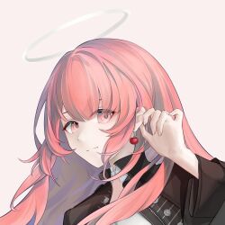  1girl arknights black_jacket colored_inner_hair earrings eyes_visible_through_hair fingernails grey_background grey_hair grey_halo halo hand_on_own_ear highres jacket jewelry lemuen_(arknights) long_hair long_sleeves looking_at_viewer multicolored_hair pink_eyes pink_hair portrait simple_background smile solo traditional_halo zijiang67709 