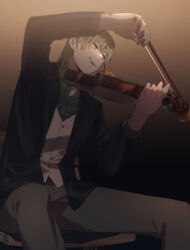  1boy absurdres alternate_costume black_shirt black_suit from_below green_hair grey_pants highres instrument jacket layered_sleeves library_of_ruina limbus_company long_hair looking_to_the_side male_focus music netzach_(project_moon) open_clothes open_jacket pants playing_instrument project_moon shirt solo suit suit_jacket vest violin white_vest yellow_eyes zhang2011han 