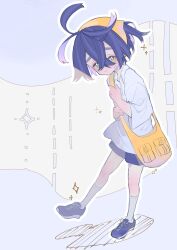  1boy aged_down alternate_costume bag black_hair blush closed_mouth collared_shirt commentary_request crossed_bangs full_body hair_between_eyes hairband highres kieran_(pokemon) kneehighs looking_at_viewer male_focus mole mole_on_neck ovake77 pokemon pokemon_sv purple_hair shirt shoes short_sleeves shorts sneakers socks solo sparkle standing white_shirt white_socks yellow_eyes yellow_hairband 