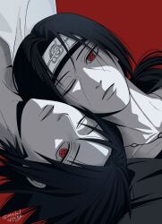  2boys black_hair brothers commentary_request curtained_hair forehead_protector heads_together highres jewelry konohagakure_symbol korean_commentary looking_at_viewer male_focus metalofyang multiple_boys naruto_(series) naruto_shippuuden necklace one_eye_closed pale_skin parted_lips red_background red_eyes sharingan short_hair siblings teeth twitter_username uchiha_itachi uchiha_sasuke 