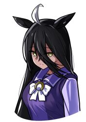  1girl ahoge animal_ears black_hair bow bowtie breasts closed_mouth commentary_request hair_between_eyes horse_ears horse_girl light_frown long_hair long_hair_between_eyes long_sleeves manhattan_cafe_(umamusume) medium_breasts multicolored_hair purple_sailor_collar sailor_collar school_uniform simple_background slcunix solo split_mouth tracen_school_uniform umamusume very_long_hair white_background white_bow white_bowtie white_hair yellow_eyes 