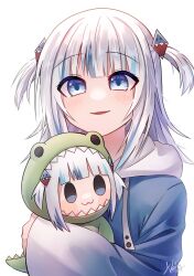  1girl akina_mochi blue_eyes blue_hoodie blue_streaks blunt_bangs blush character_doll chinese_commentary commentary_request doll gawr_gura gawr_gura_(1st_costume) hair_ornament highres holding holding_stuffed_toy hololive hololive_english hood hood_down hoodie long_sleeves looking_at_viewer medium_hair multicolored_hair parted_lips shark_hair_ornament signature simple_background smile solo streaked_hair stuffed_toy two_side_up upper_body virtual_youtuber white_background white_hair white_hood 
