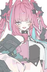 1girl arknights arknights:_endfield black_horns blush breasts commentary_request dragon_girl dragon_horns fang gloves hair_intakes hair_on_horn hair_ornament highres hk_nnm horns jacket long_hair looking_at_viewer multicolored_gloves multicolored_hair multicolored_horns navel one_eye_closed open_mouth pink_gloves pink_hair pink_horns pink_tube_top pointy_ears simple_background skin_fang smile solo strapless streaked_hair tube_top twintails two-sided_gloves two-tone_gloves two-tone_horns upper_body v white_background yvonne_(arknights) 