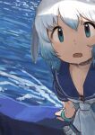  1girl arm_support blue_hair blue_sailor_collar blue_wristband common_bottlenose_dolphin_(kemono_friends) dolphin_girl fins head_fins highres kemono_friends looking_at_viewer multicolored_hair ocean open_mouth rumenia_(ao2is) sailor_collar solo water wet white_hair wristband 